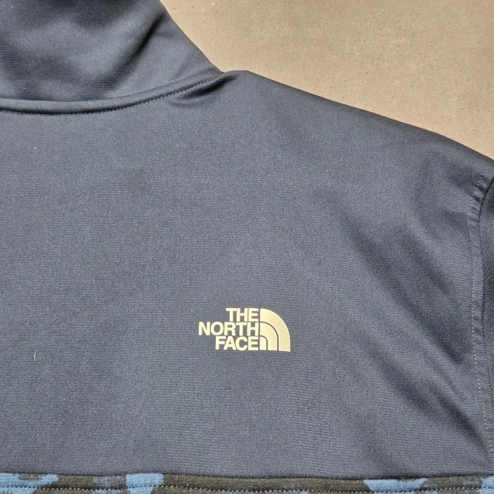The North Face Mens XL Tech 1/4 Zip Camo Blue Navy Sweatshirt NFOA3RT2